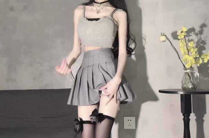 女生穿搭御姐